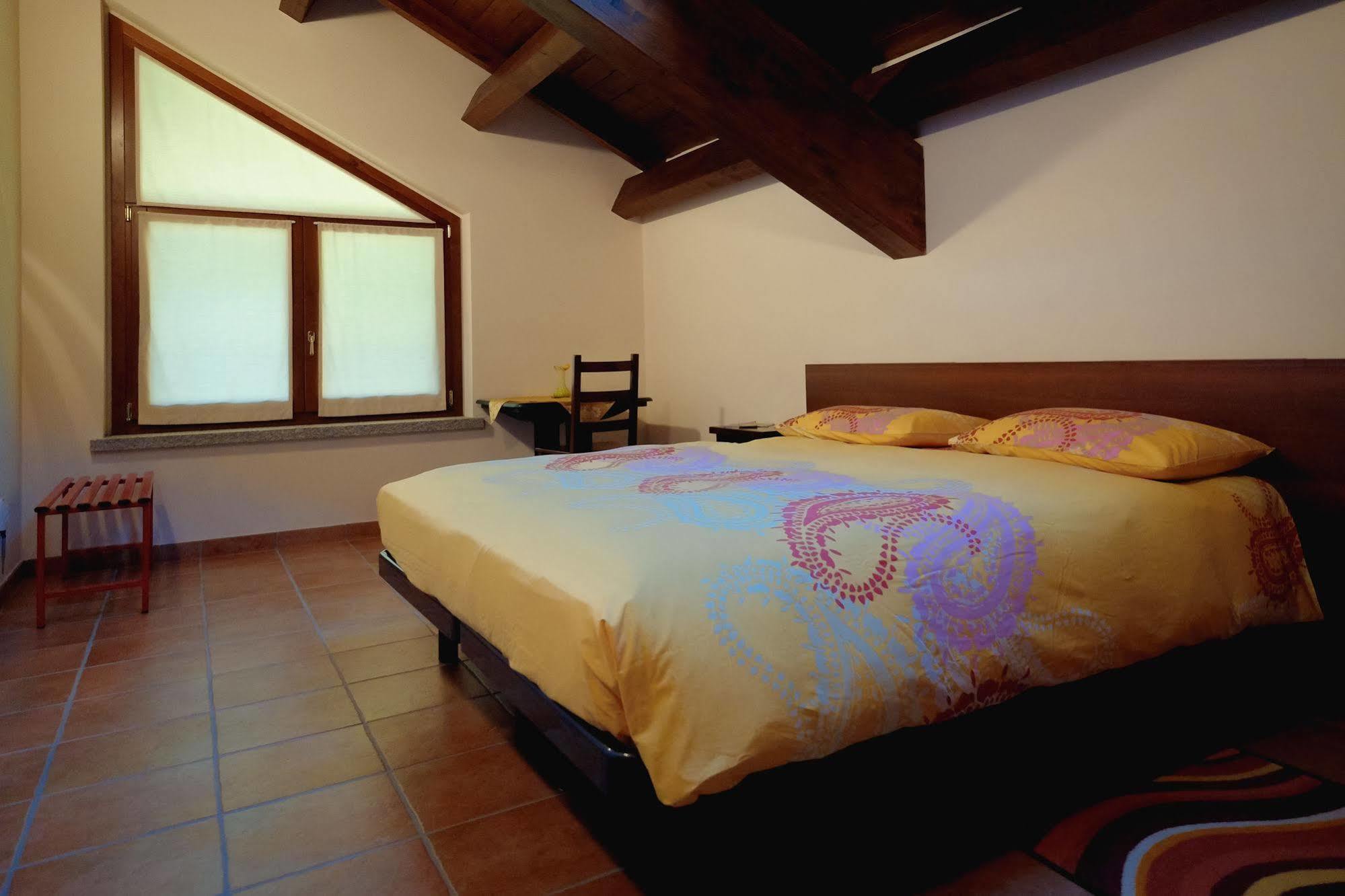 Agriturismo Altana Del Motto Rosso Gattico Eksteriør billede